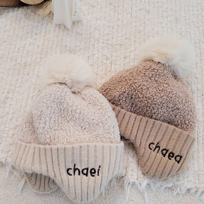 귀여운Ear-protecting hat pom-pom and embroidery Custom name